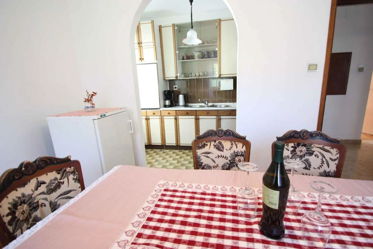 Apartments In Dramalj 5747 B