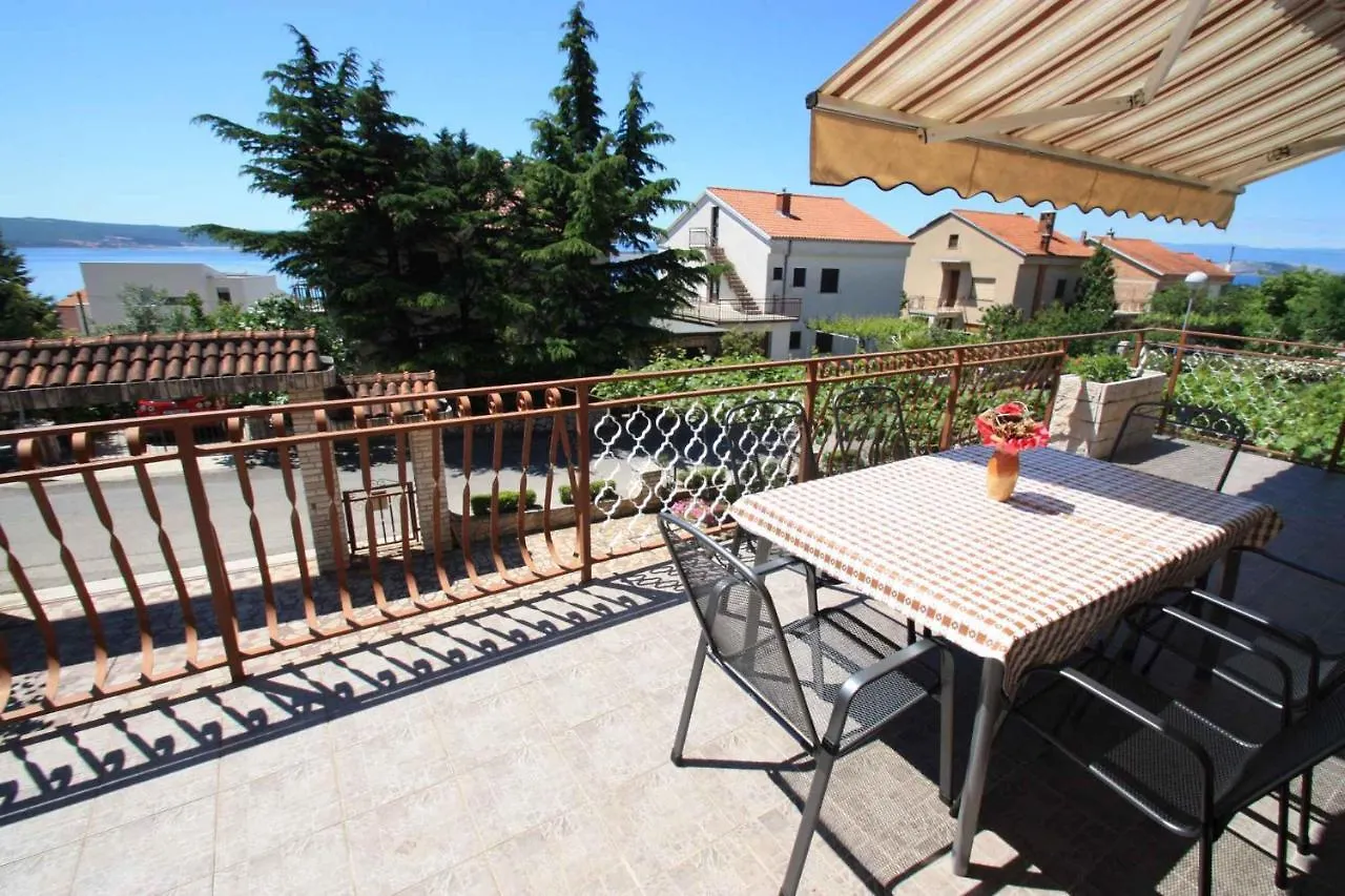 Apartments In Dramalj 5747 B